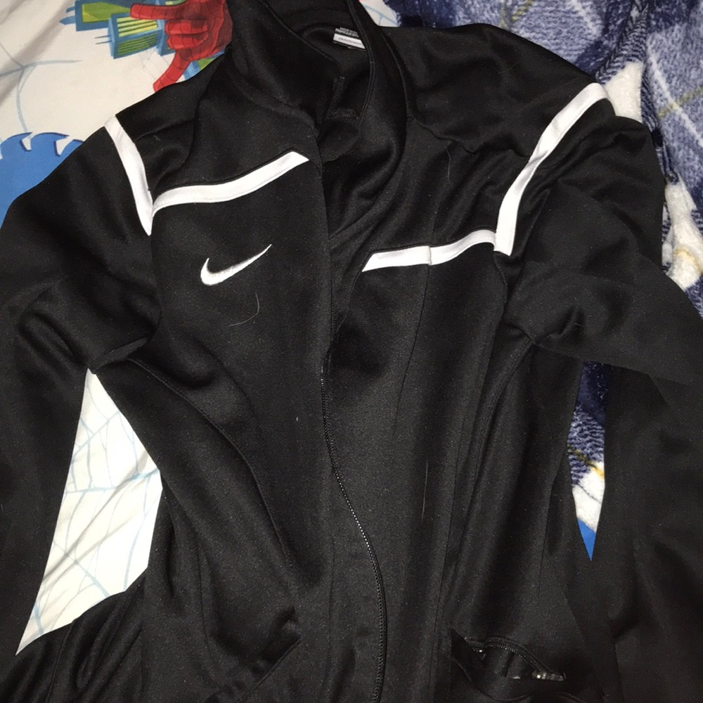 Nike jacket - Picture 2 of 2